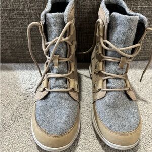 Sorel Gray and Tan Winter Boots